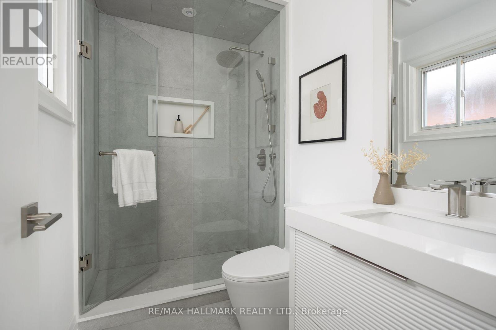 226 Mortimer Avenue, Toronto, ON photo 26