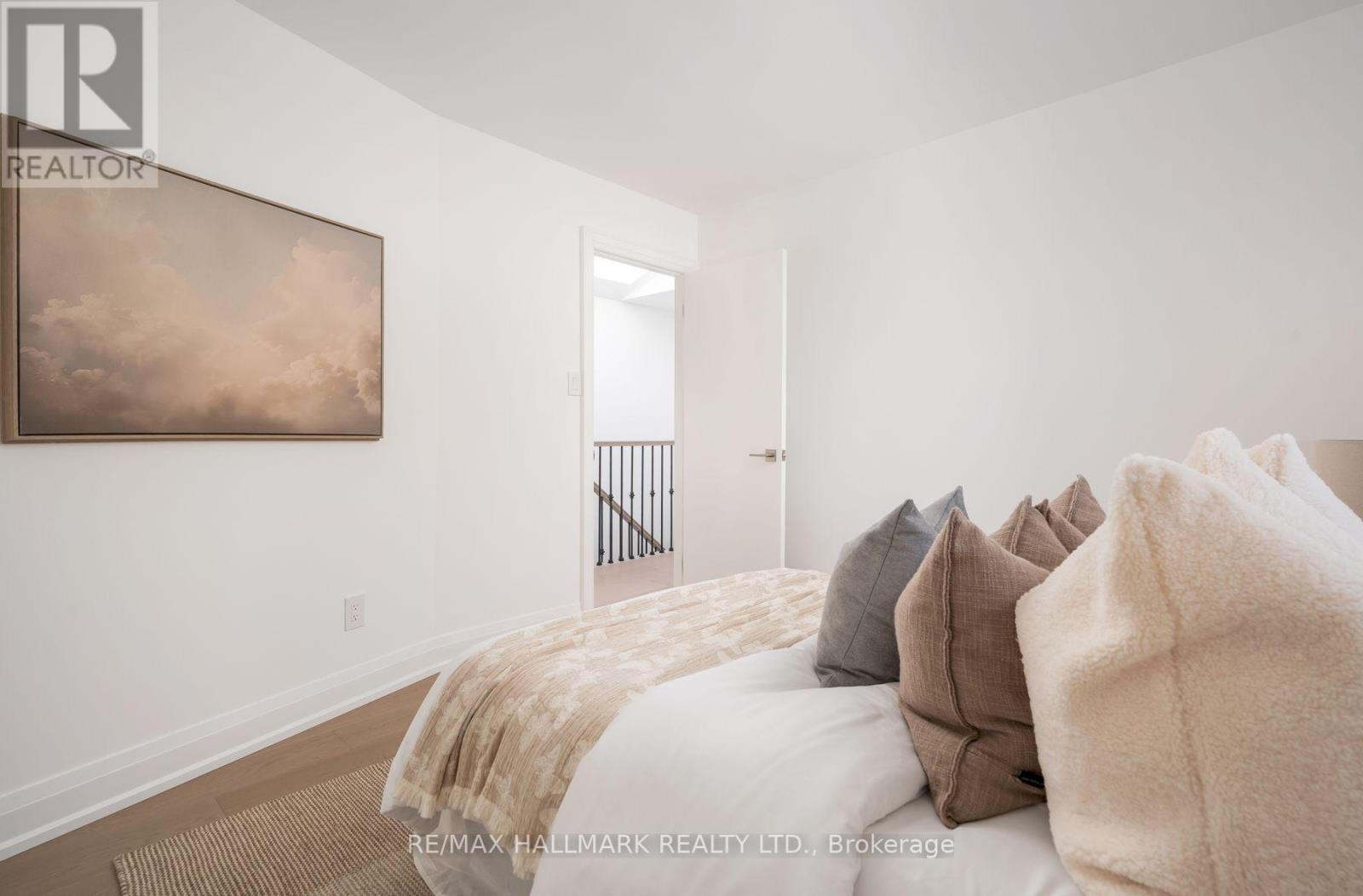 226 Mortimer Avenue, Toronto, ON photo 30