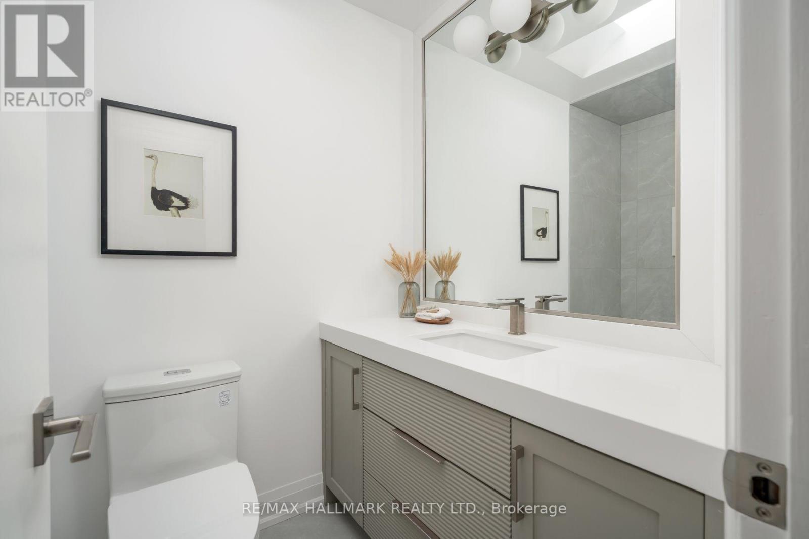 226 Mortimer Avenue, Toronto, ON photo 37
