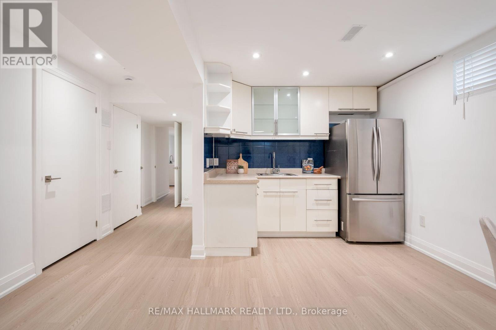 226 Mortimer Avenue, Toronto, ON photo 41