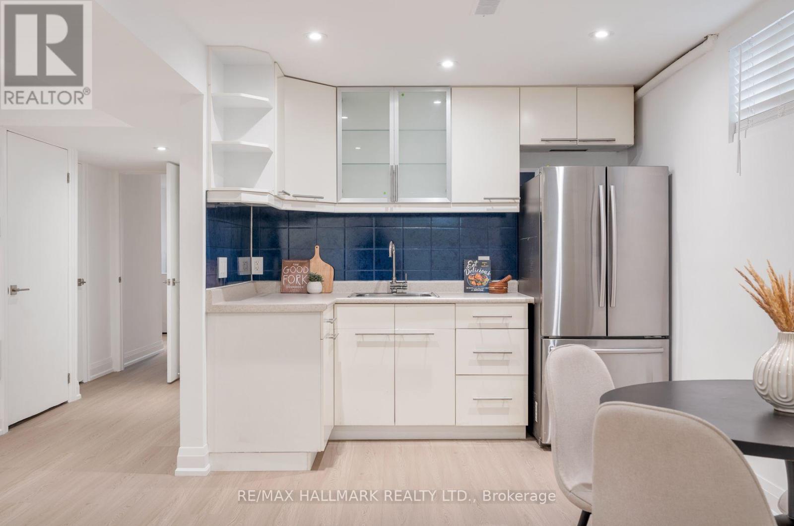 226 Mortimer Avenue, Toronto, ON photo 42