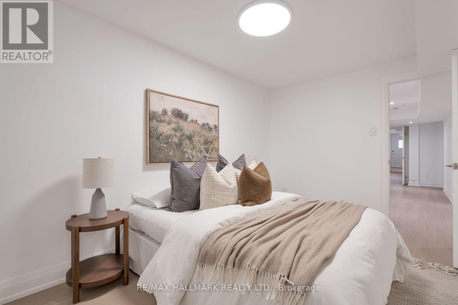 226 Mortimer Avenue, Toronto, ON photo 48
