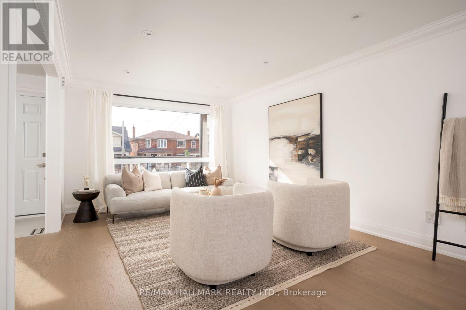 226 Mortimer Avenue, Toronto, ON photo 5