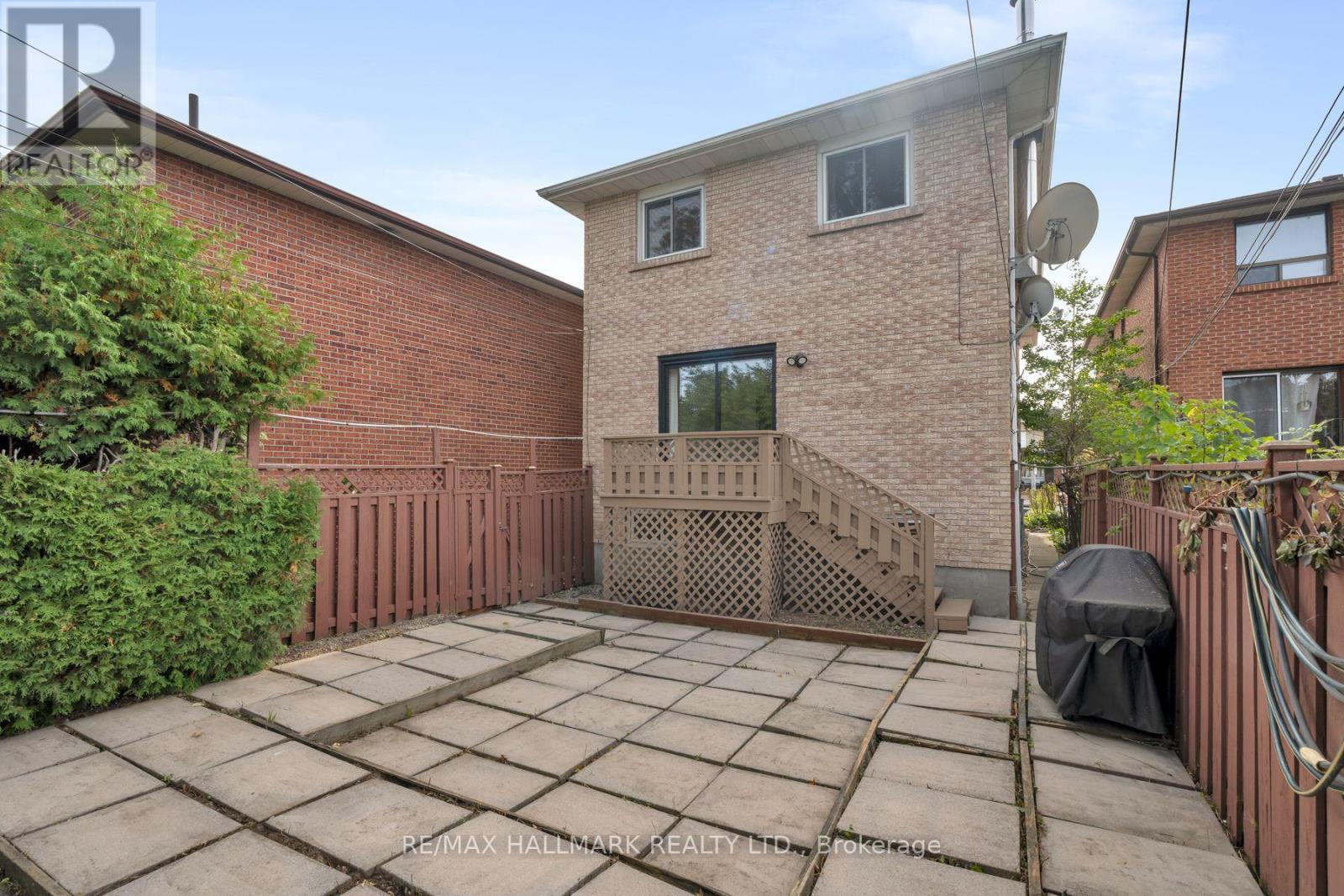 226 Mortimer Avenue, Toronto, ON photo 50