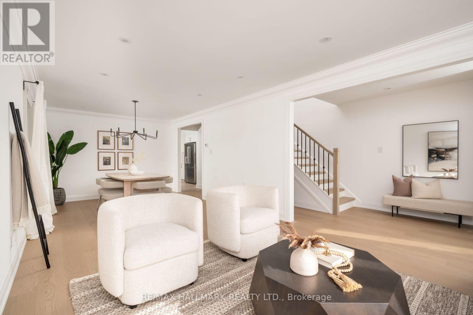 226 Mortimer Avenue, Toronto, ON photo 7
