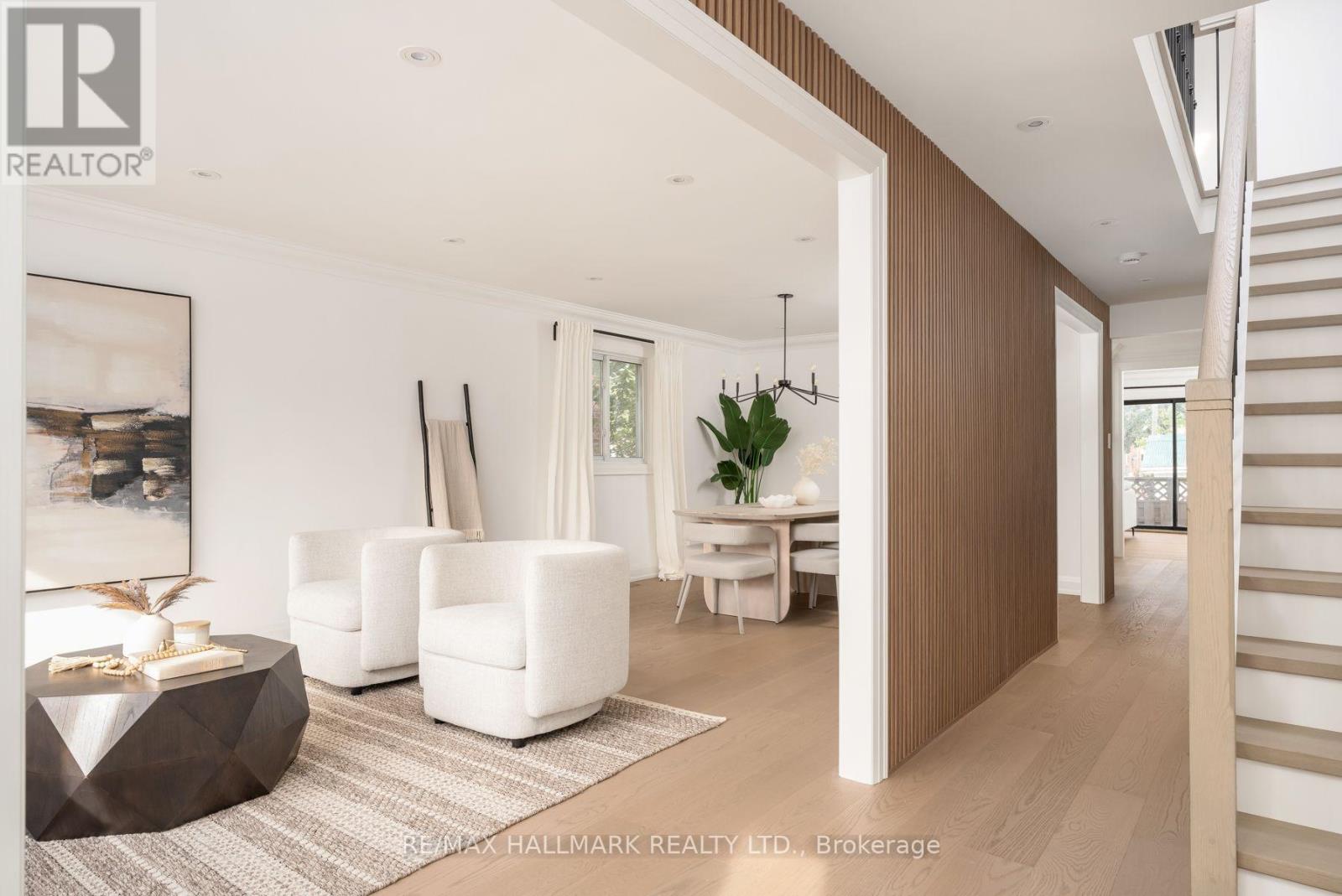 226 Mortimer Avenue, Toronto, ON photo 8
