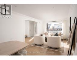 Family room - 226 Mortimer Avenue, Toronto, ON M4J2C5 Photo 6