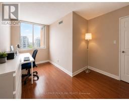 1909 - 80 Alton Towers Circle, Toronto, ON M1V5E8 Photo 8