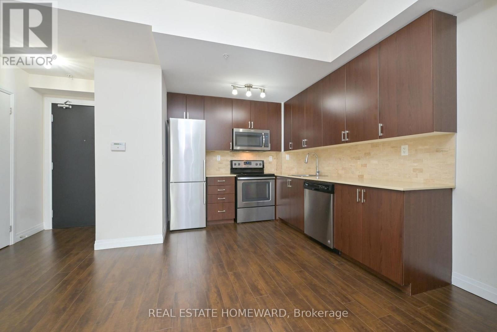 #113 22 EAST HAVEN DRIVE - 18