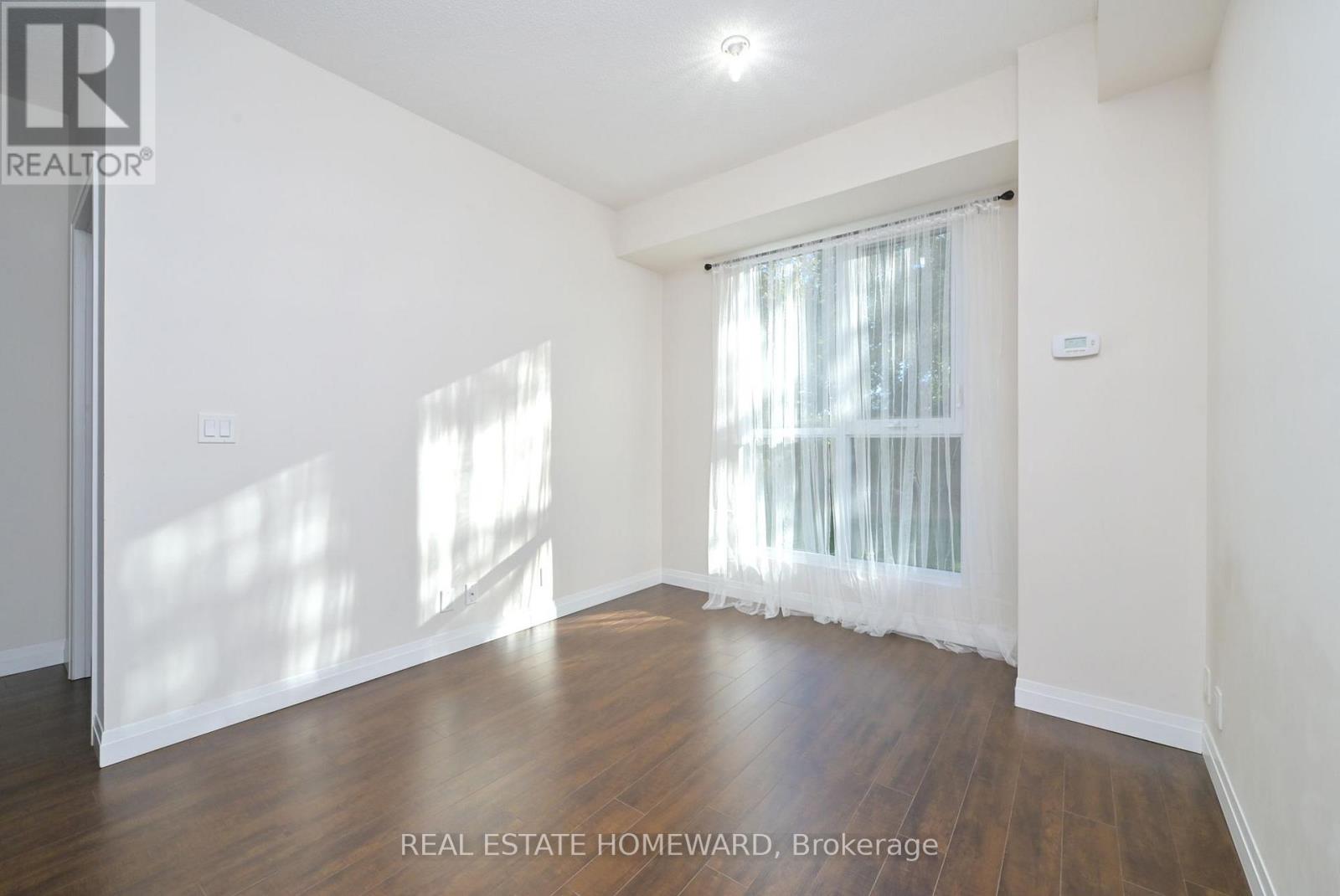#113 22 EAST HAVEN DRIVE - 23