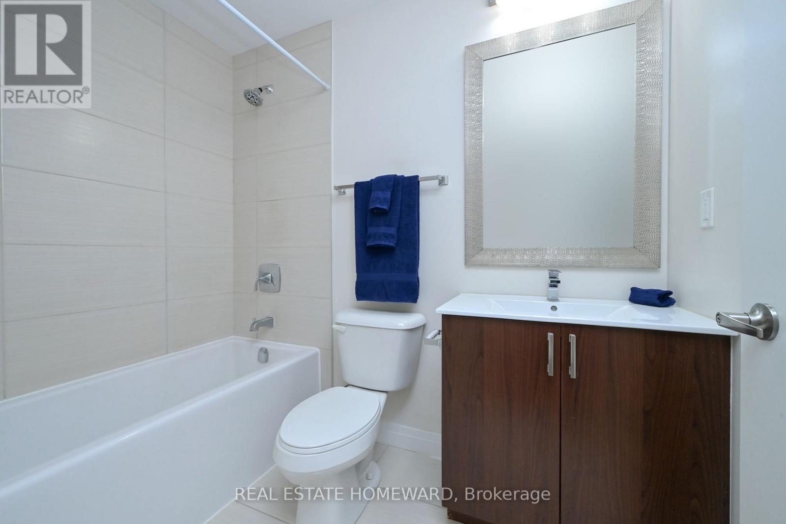 #113 22 EAST HAVEN DRIVE - 32
