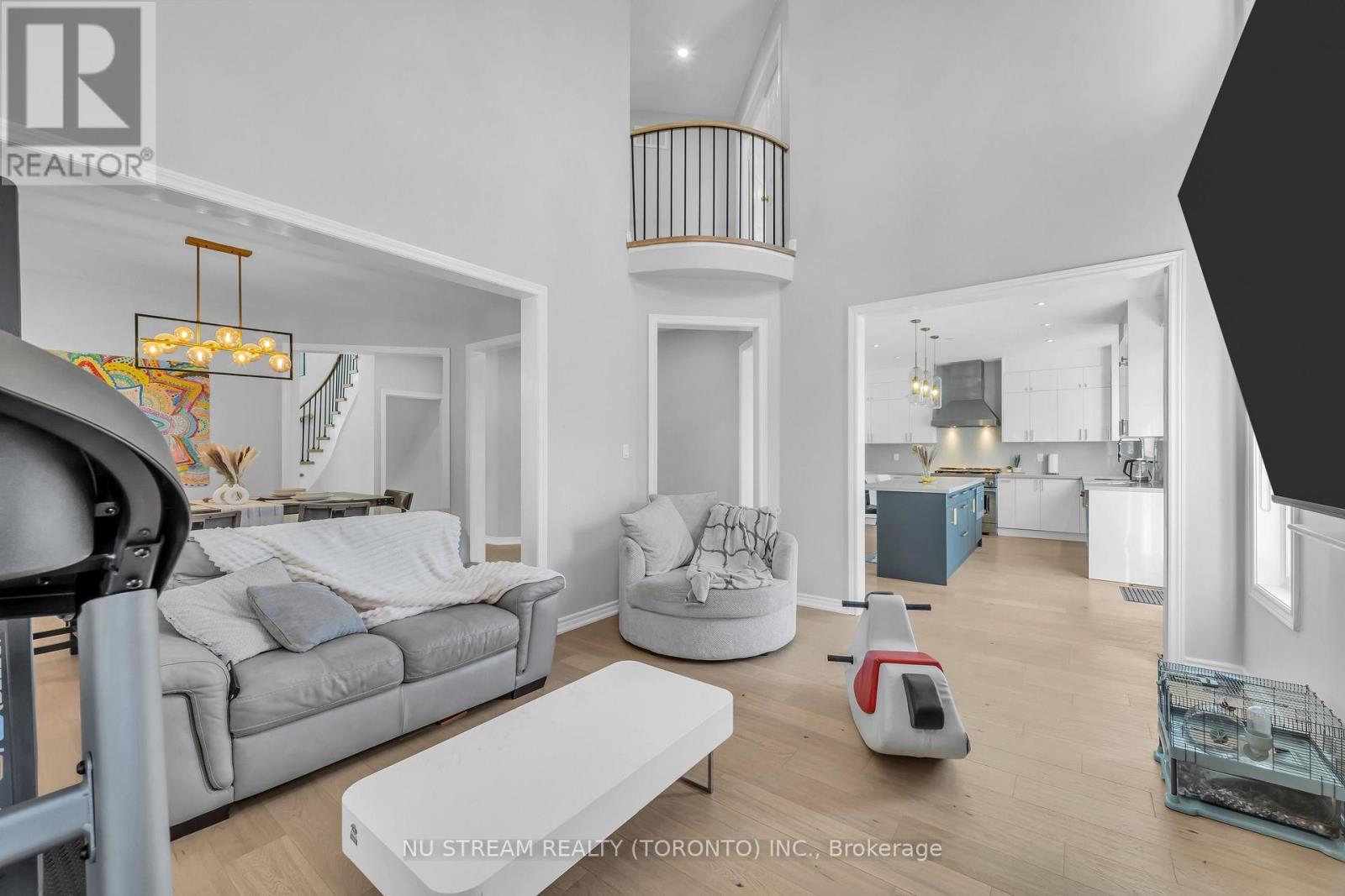 30 Pinecrest Street, Markham, ON photo 12