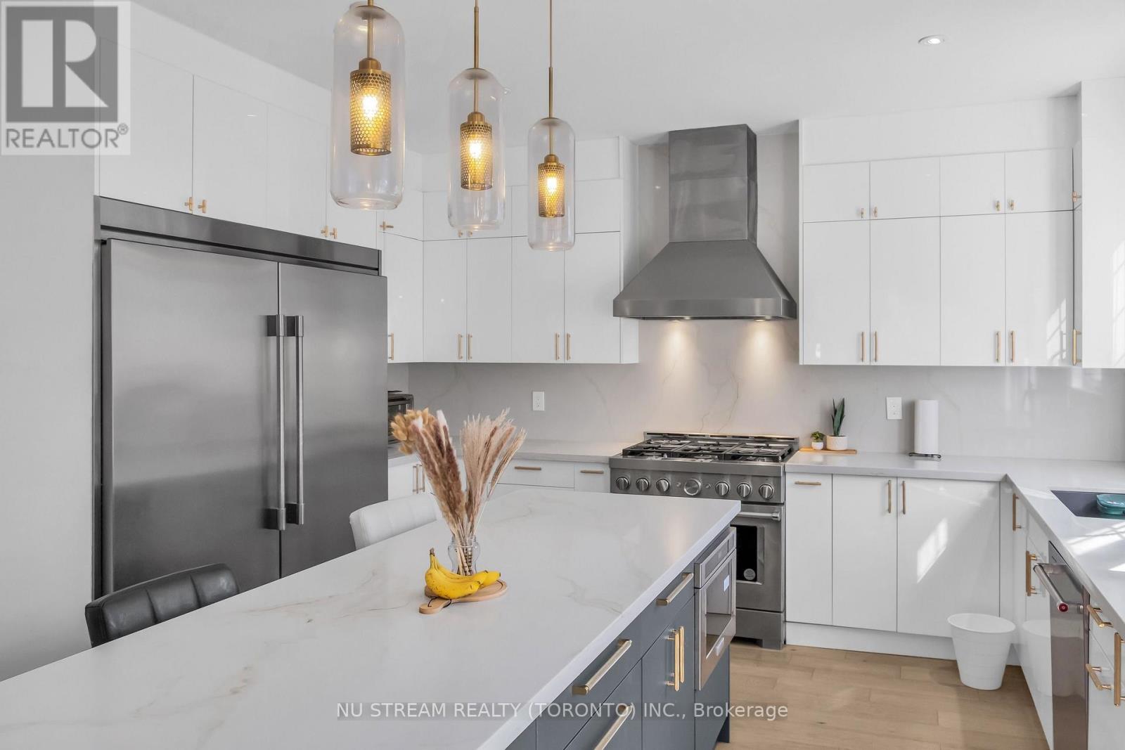 30 Pinecrest Street, Markham, ON photo 14