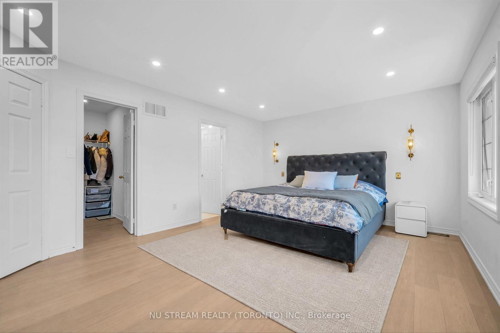 30 PINECREST STREET - 25