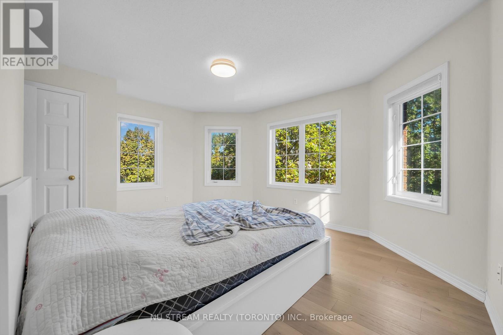 30 PINECREST STREET - 31