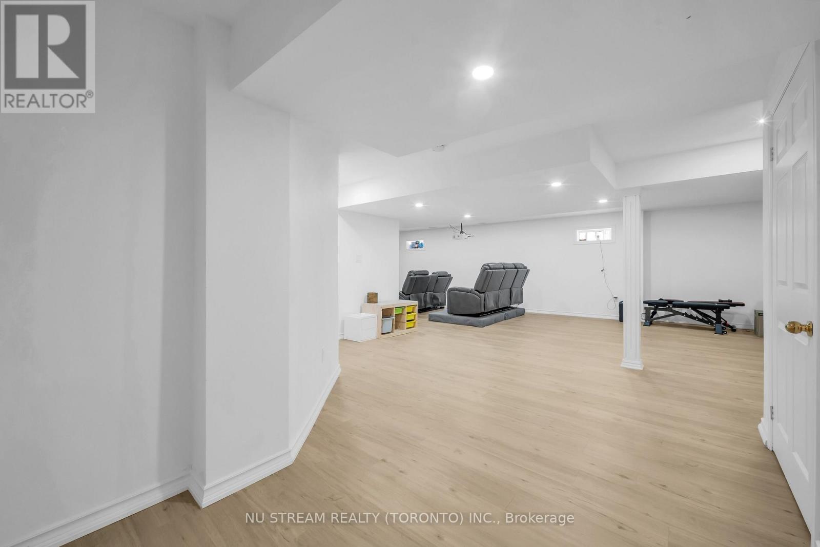 30 Pinecrest Street, Markham, ON photo 41