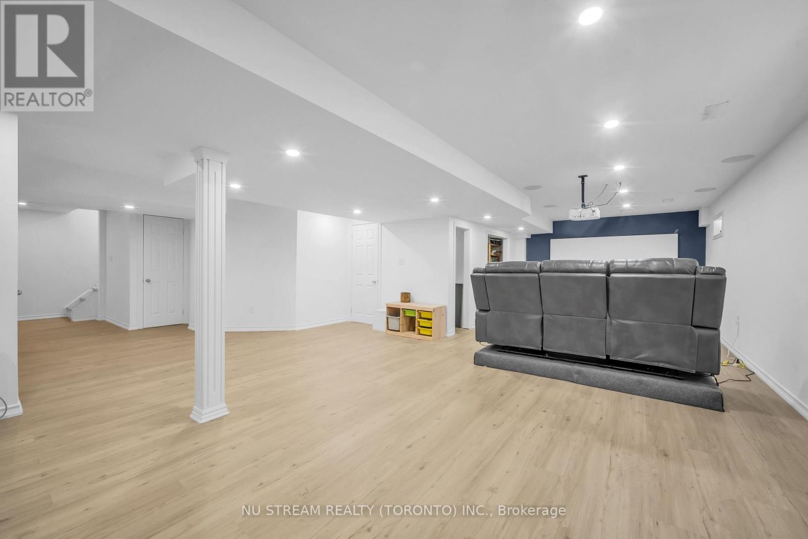 30 Pinecrest Street, Markham, ON photo 42