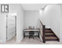 2750 26 Avenue SW - photo 42