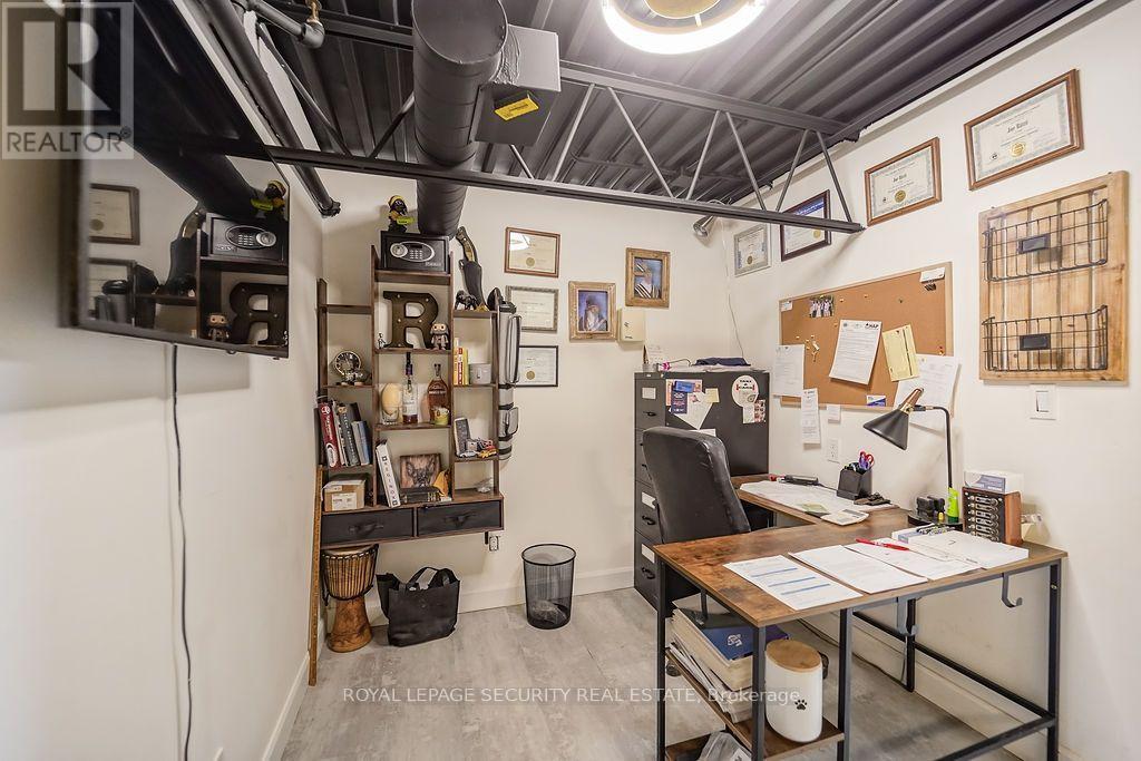 17817 Leslie Street — photo 15