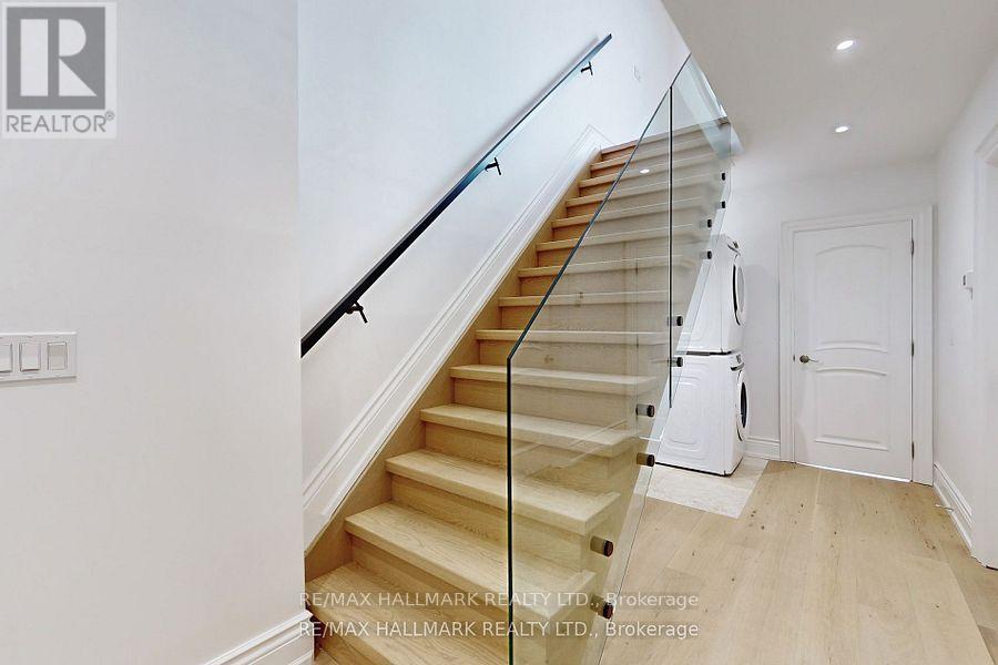 58 Corbett Avenue — photo 20