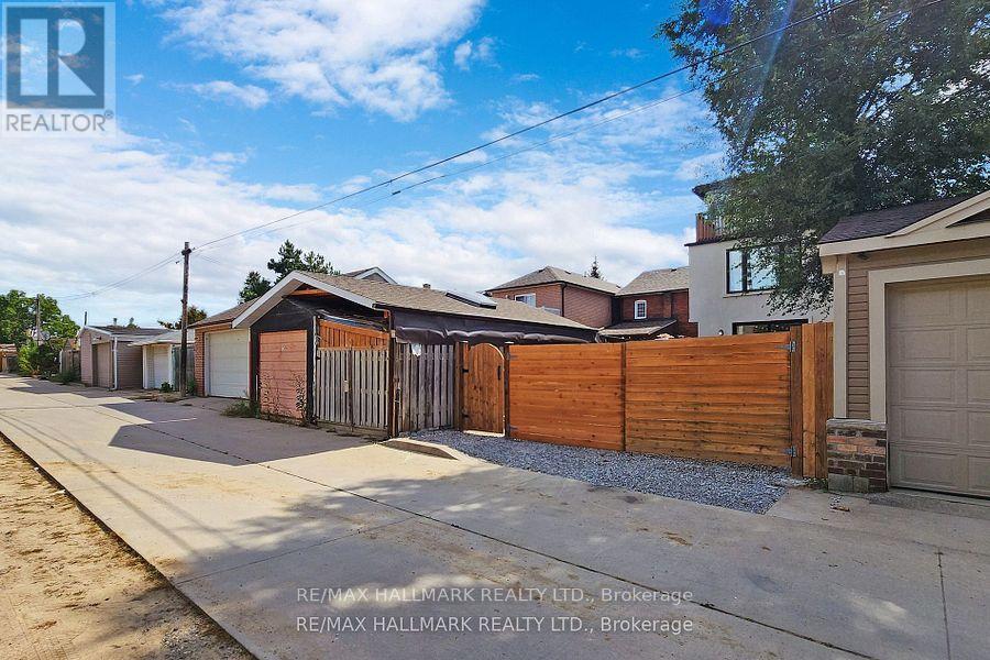 58 Corbett Avenue — photo 35