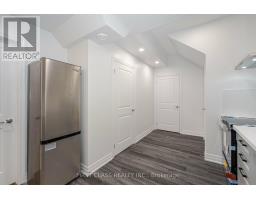 146 Rising Hill Ridge W, Brampton, ON L6Y6B1 Photo 9