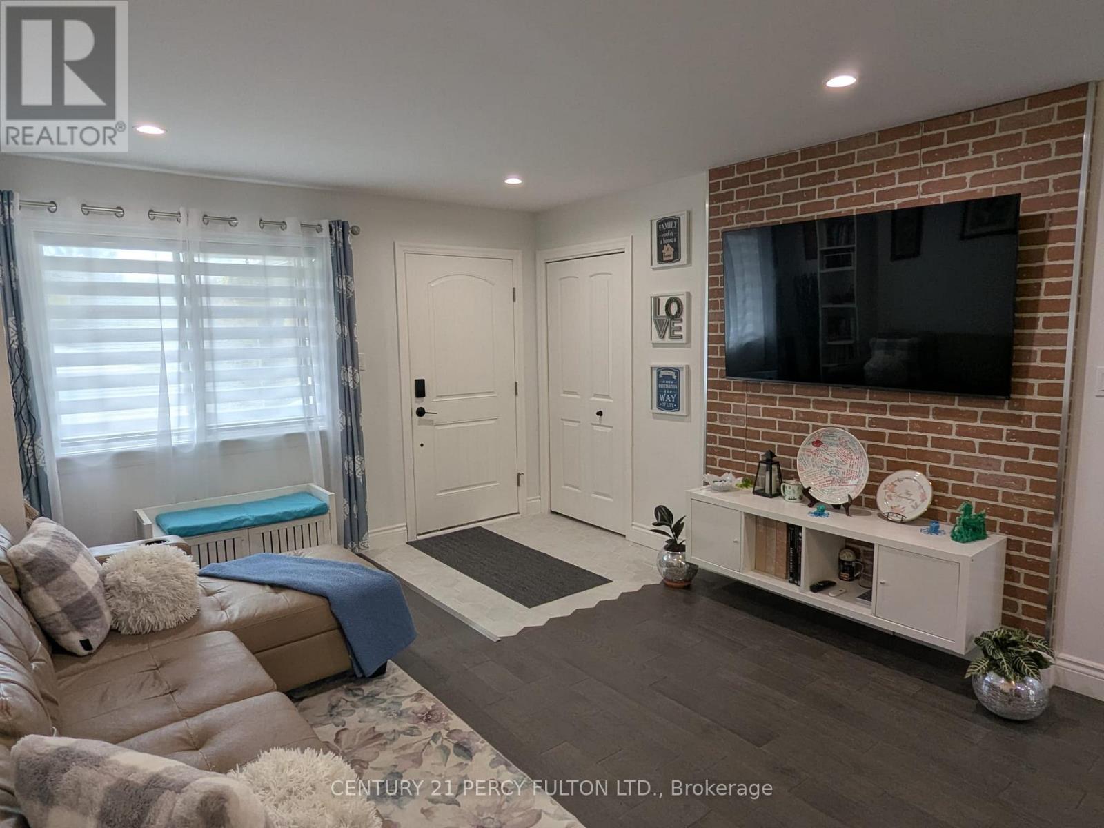 96 LIVINGSTONE STREET - 6