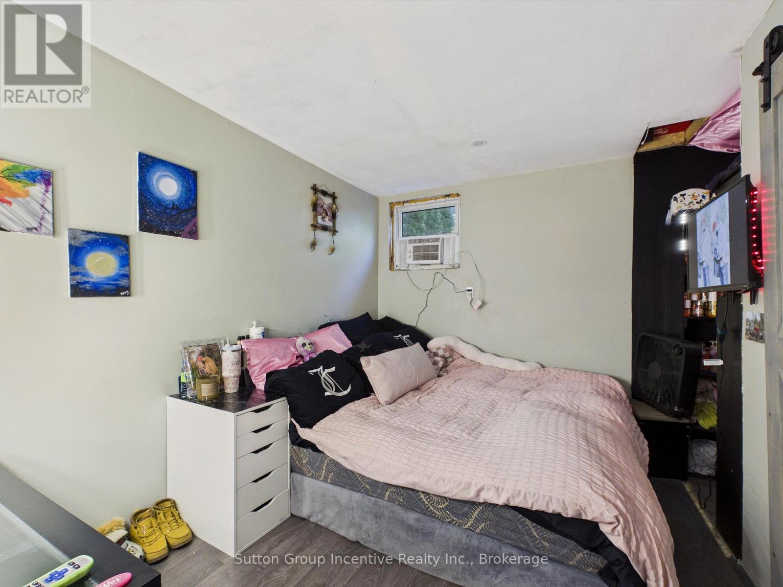 57 Woodward Street — photo 14