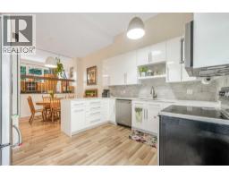 70 Brae Glen Lane SW - photo 12