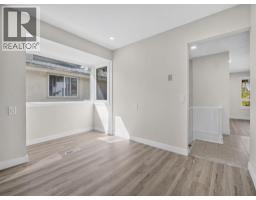 614 Marlborough Way NE - photo 16