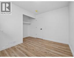 614 Marlborough Way NE - photo 30