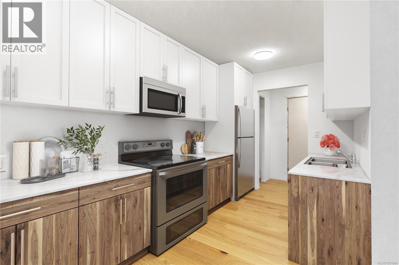 206 3800 Quadra St, Saanich - Image 1