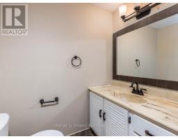 Bathroom - 2298 Bowman Road, Ottawa, ON K1H6V6 Photo 25