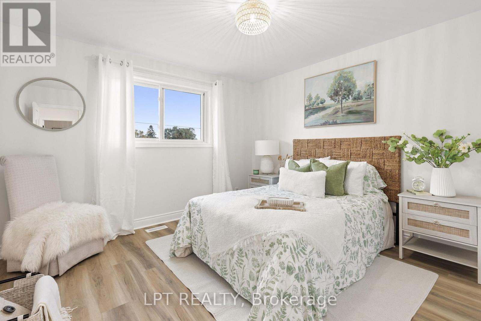 868 Liverpool Road, Pickering, ON photo 14