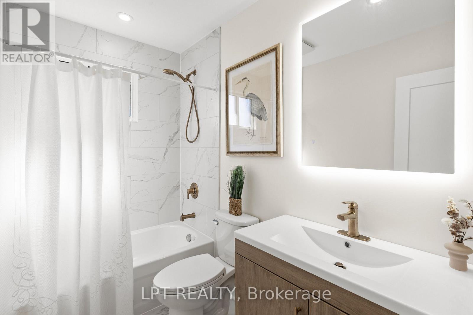 868 Liverpool Road, Pickering, ON photo 17