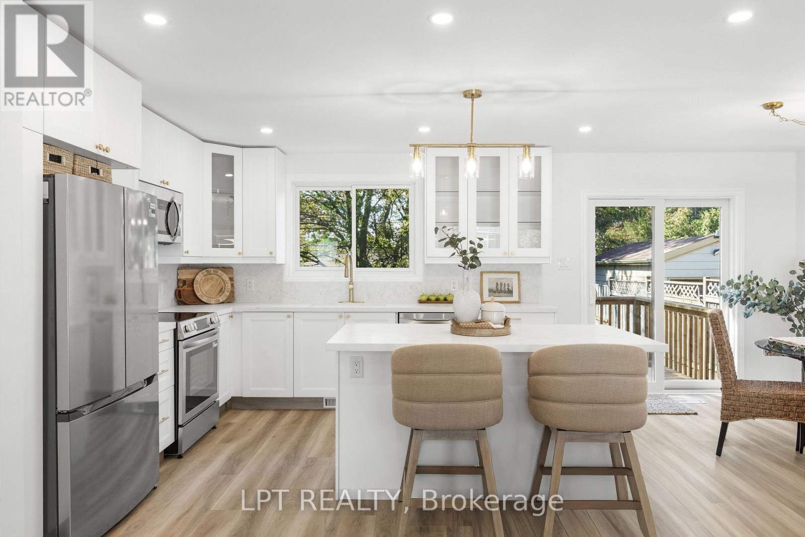 868 Liverpool Road, Pickering, ON photo 7
