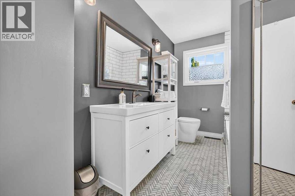 624 24 Avenue NE - Image 20