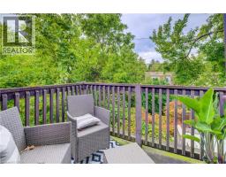 90 Brock Street, Kitchener, ON N2M1X3 Photo 27