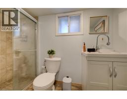 90 Brock Street, Kitchener, ON N2M1X3 Photo 32