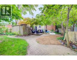 90 Brock Street, Kitchener, ON N2M1X3 Photo 36