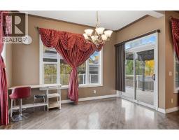 Kitchen - 290 Valleyview Court Se, Calgary, AB T2B0K7 Photo 16