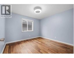4pc Bathroom - 290 Valleyview Court Se, Calgary, AB T2B0K7 Photo 21