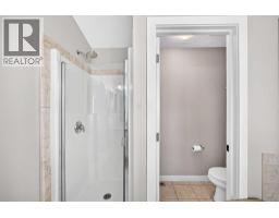 1060 KINGSTON Crescent SE - photo 27
