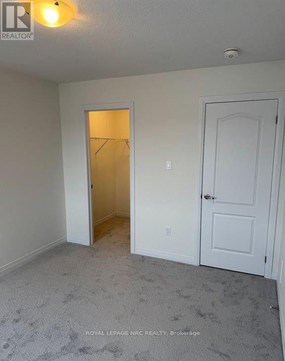 48 Varsity Drive — photo 22