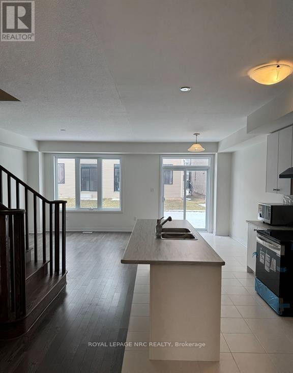 48 VARSITY DRIVE, Welland (Dain City) — photo 7