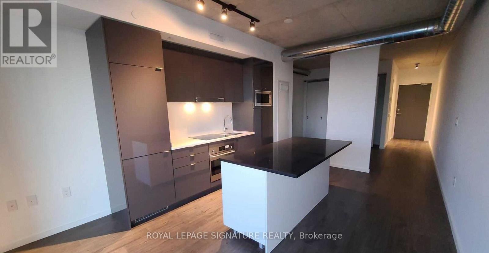 806- 21 Lawren Harris Square, Toronto, ON photo 3