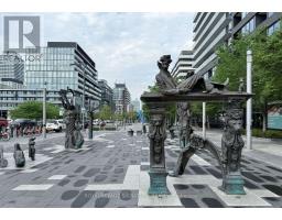806 - 21 Lawren Harris Square, Toronto, ON M5A0T4 Photo 12