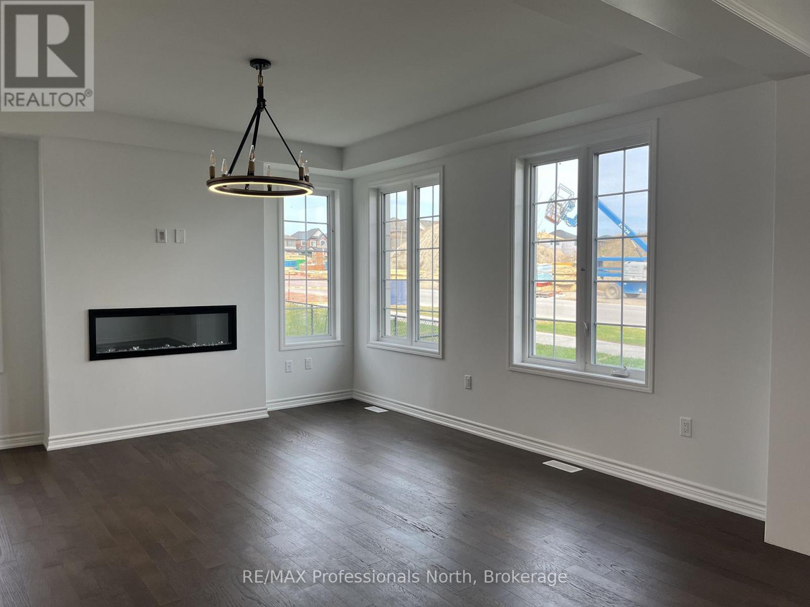62 LOWER STREET, Barrie — photo 4