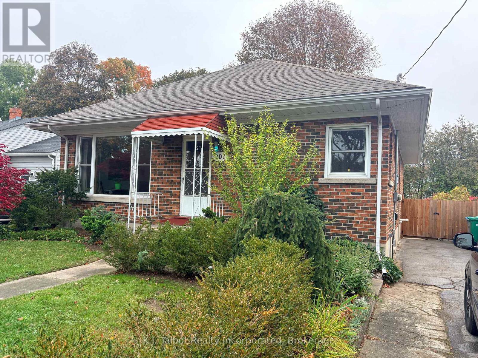 207 CAMERON STREET - 2