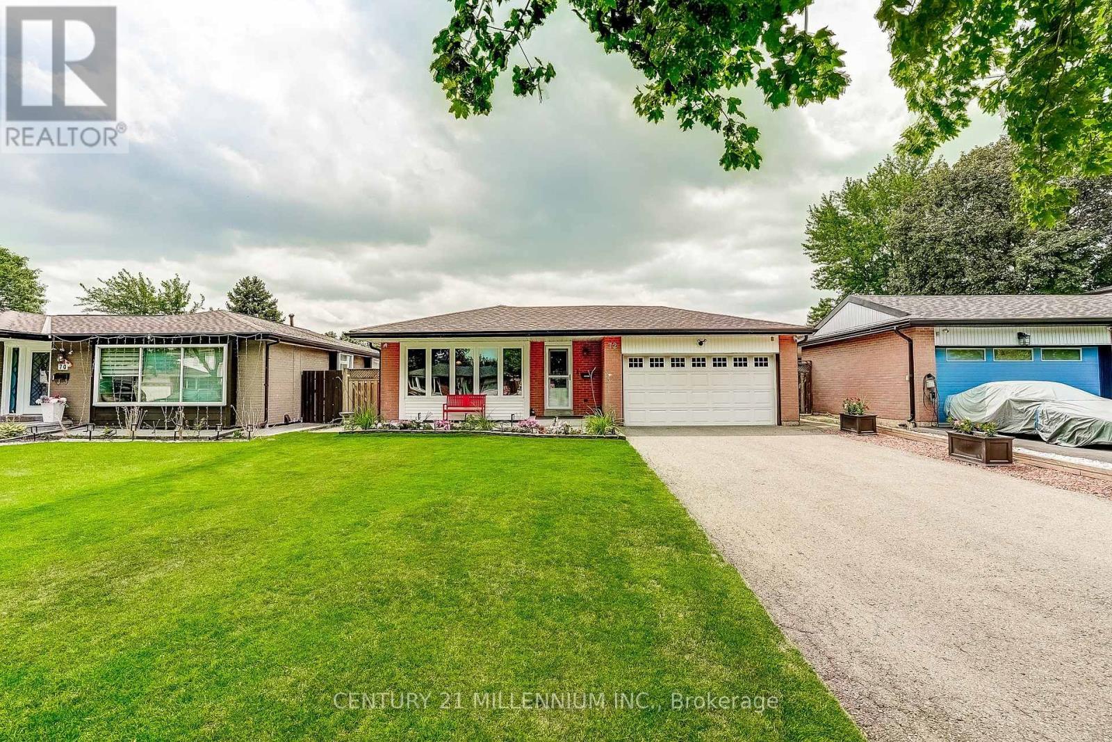 72 GLEBE CRESCENT, Brampton (Northgate)